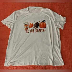 White 'Tis the Season' Graphic T-Shirt